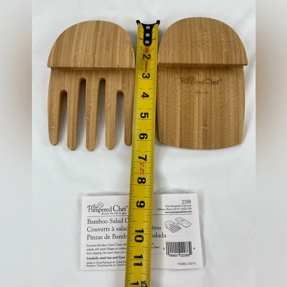 Pampered Chef Bamboo Salad Claw, 2009